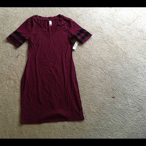 No Boundaries T-Shirt dress. Juniors L (11-13)